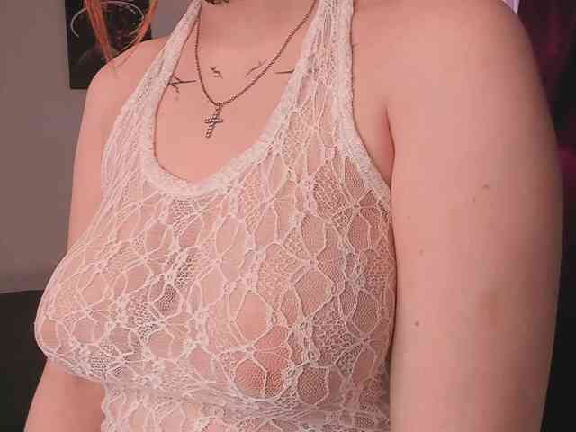 LaraGrin webcam