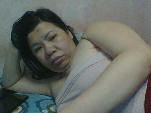 Mia57 live cam on BongaCams