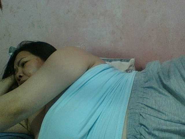 Mia57 live cam on BongaCams