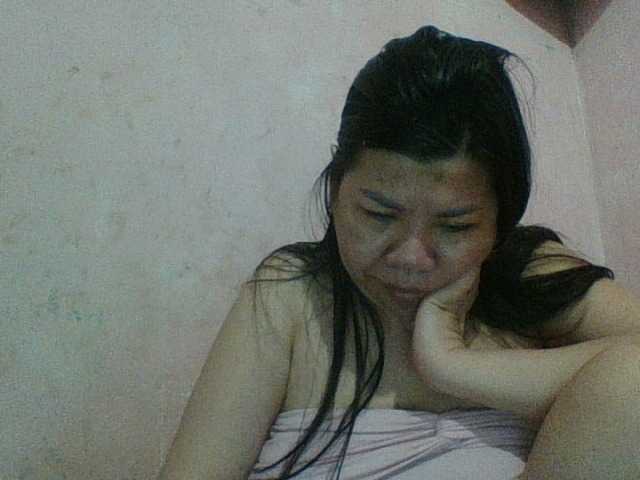 Mia57 live cam on BongaCams