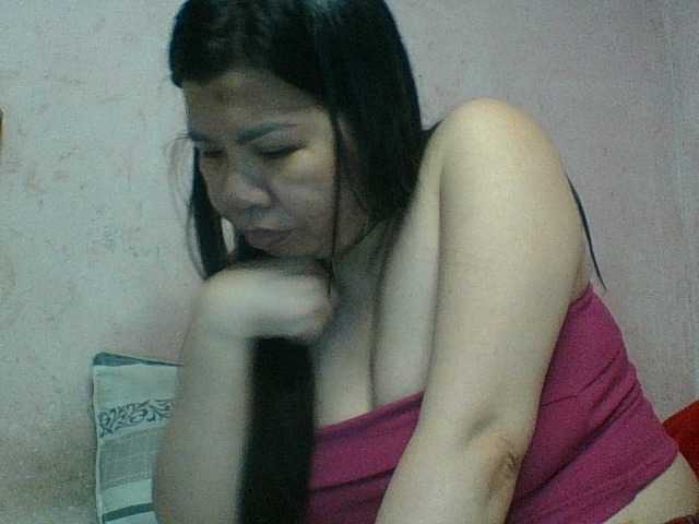 Mia57 live cam on BongaCams