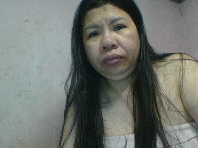 Mia57 live cam on BongaCams
