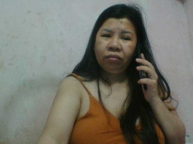Mia57 live cam on BongaCams