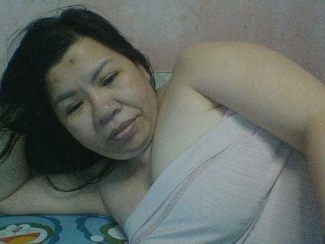 Mia57 live cam on BongaCams