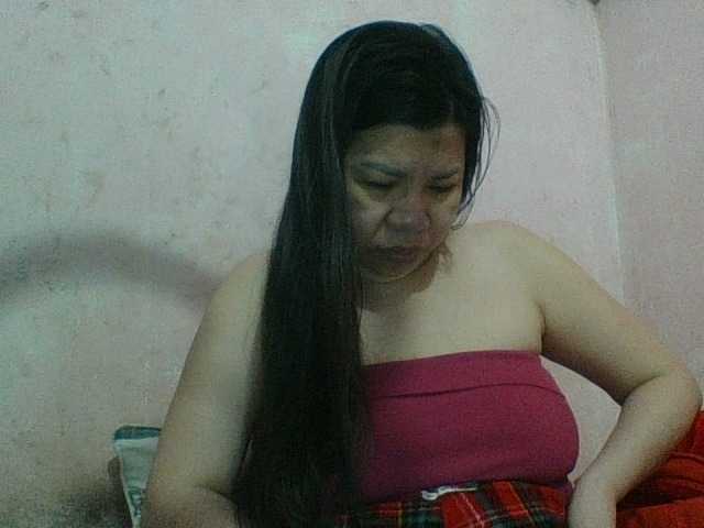 Mia57 live cam on BongaCams