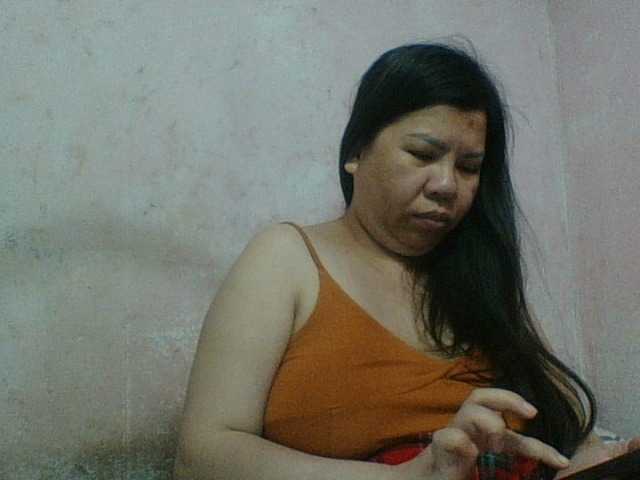 Mia57 live cam on BongaCams