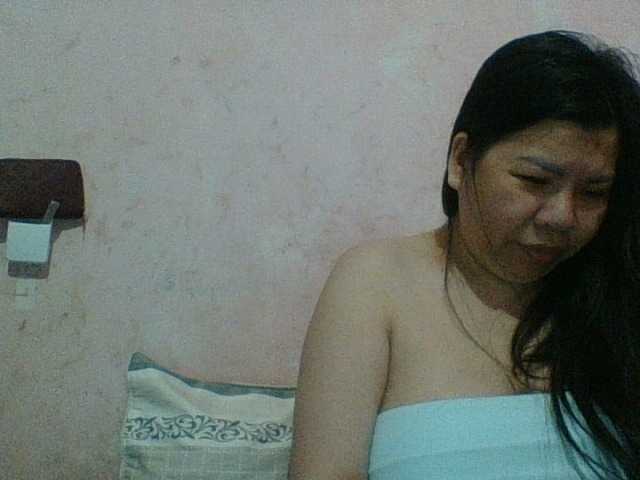 Mia57 live cam on BongaCams