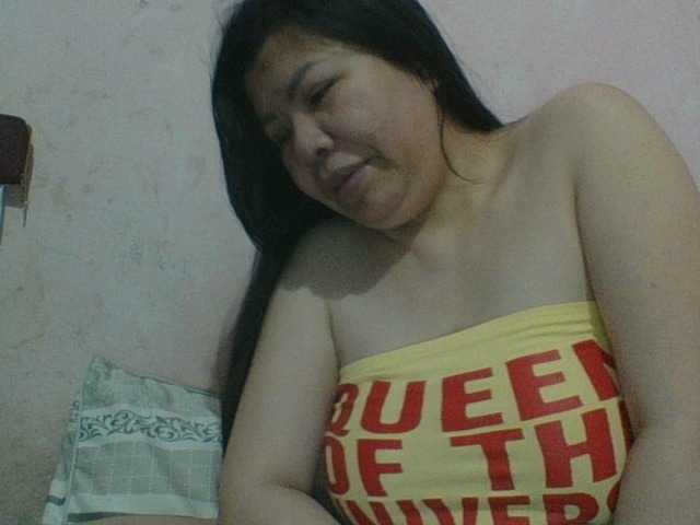 Mia57 live cam on BongaCams