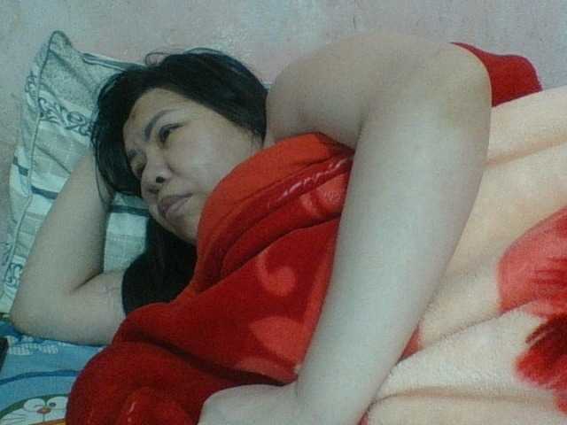 Mia57 live cam on BongaCams