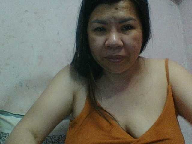 Mia57 live cam on BongaCams