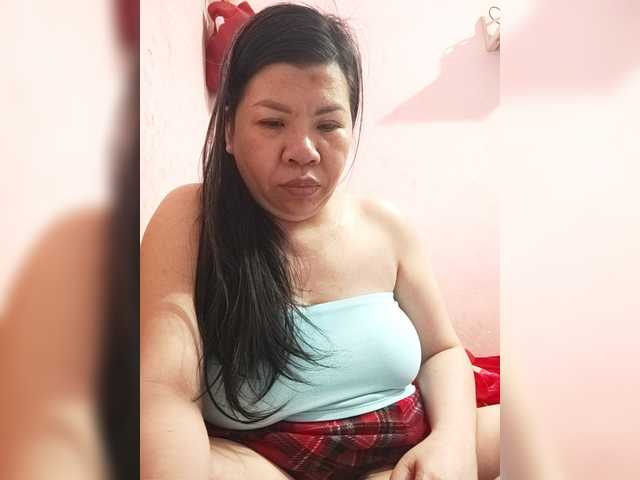 Mia57 live cam on BongaCams