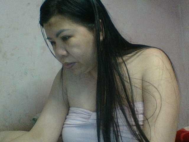 Mia57 live cam on BongaCams