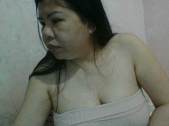 Mia57 live cam on BongaCams