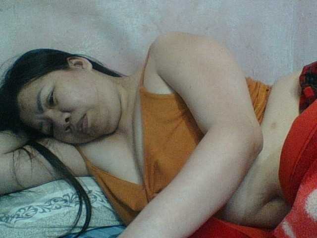 Mia57 live cam on BongaCams