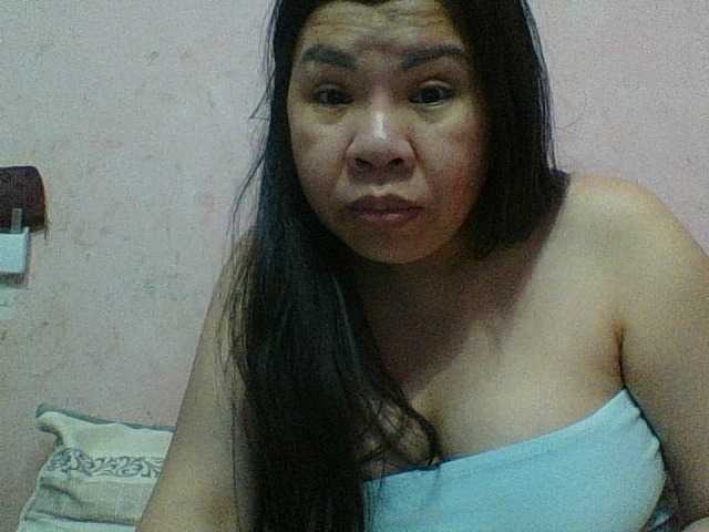 Mia57 live cam on BongaCams