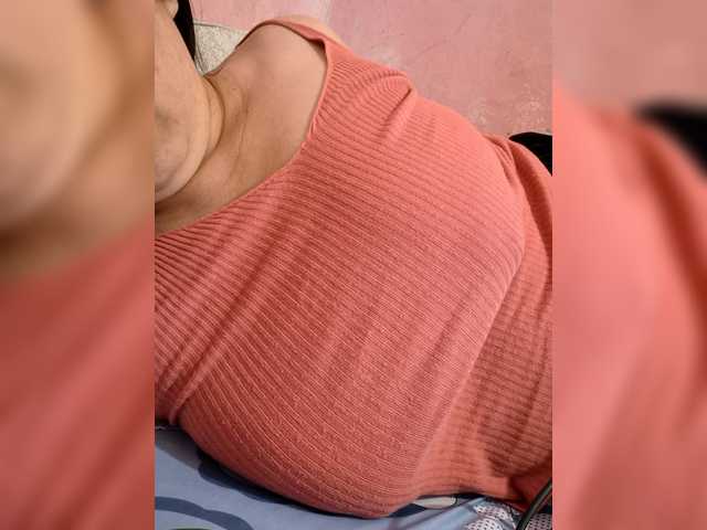 Mia57 live cam on BongaCams