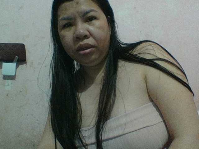 Mia57 live cam on BongaCams