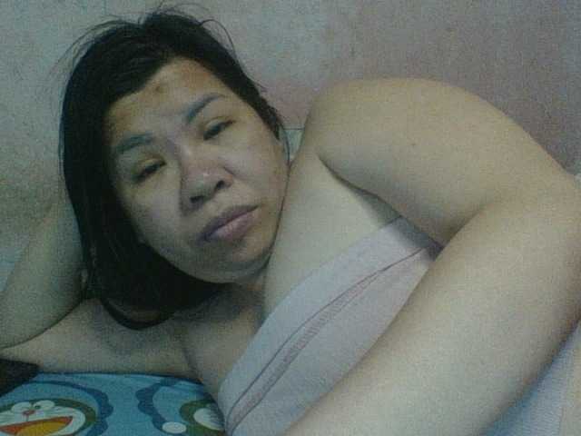 Mia57 live cam on BongaCams