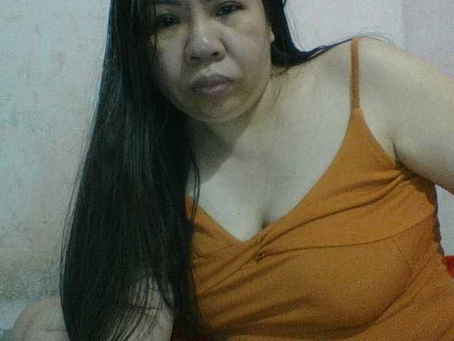 Mia57 live cam on BongaCams