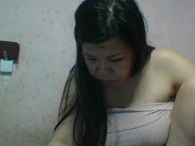 Mia57 live cam on BongaCams