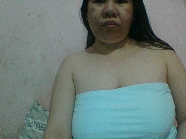 Mia57 live cam on BongaCams