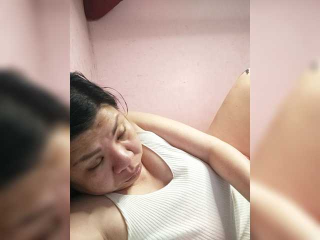 Mia57 live cam on BongaCams