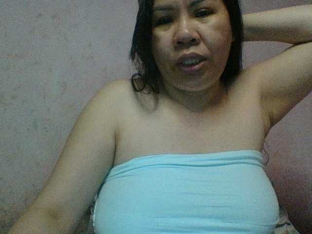Mia57 live cam on BongaCams