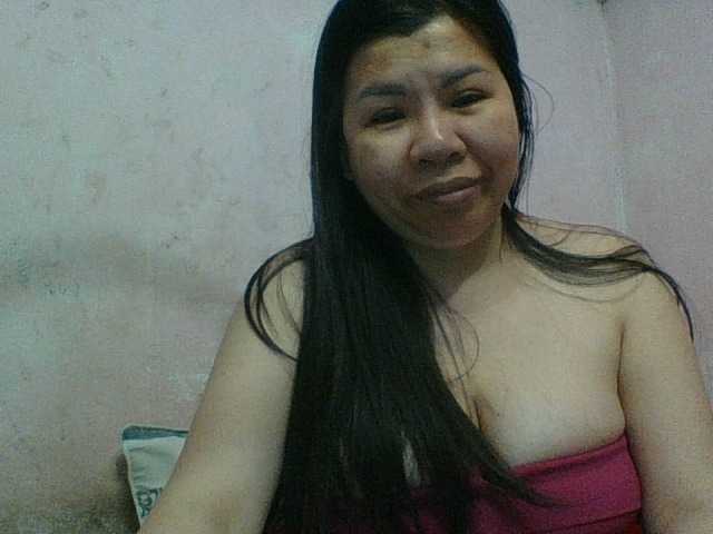 Mia57 live cam on BongaCams
