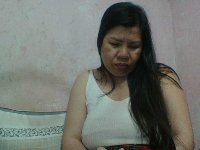 Mia57 live cam on BongaCams