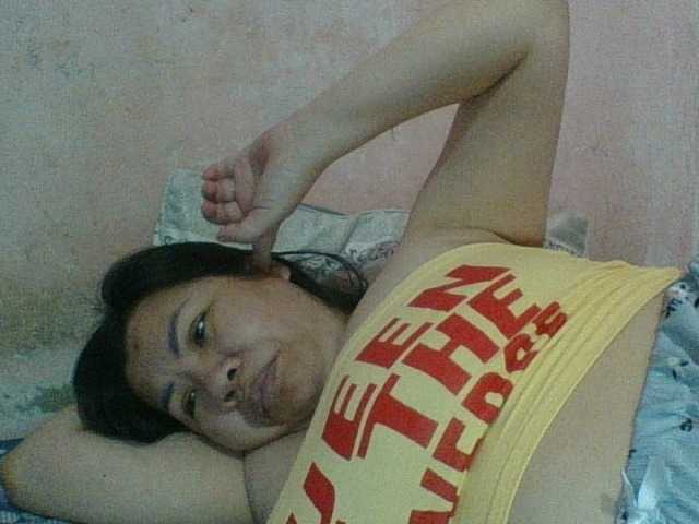 Mia57 live cam on BongaCams