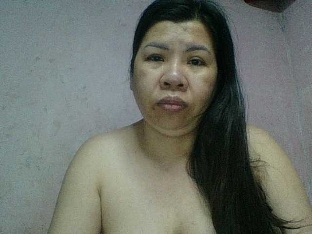 Mia57 live cam on BongaCams