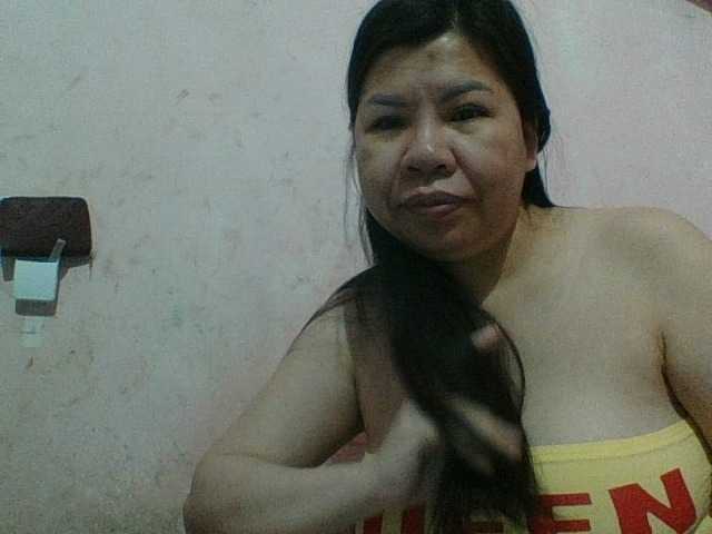 Mia57 live cam on BongaCams