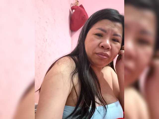Mia57 live cam on BongaCams
