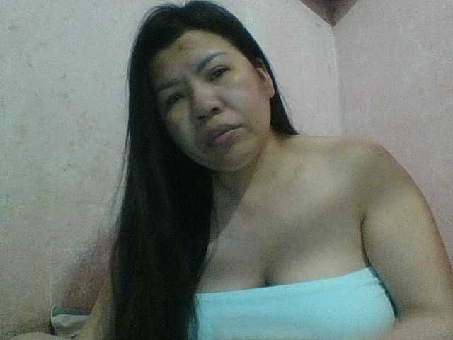 Mia57 live cam on BongaCams