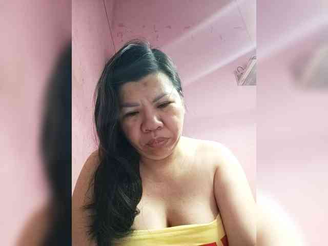 Mia57 webcam