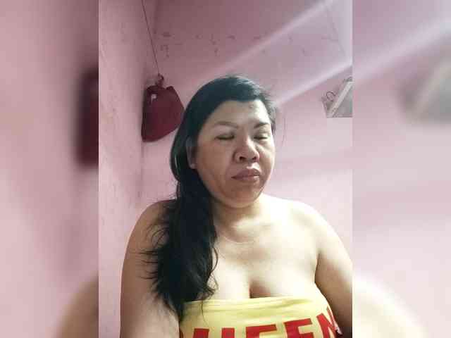 Mia57 webcam