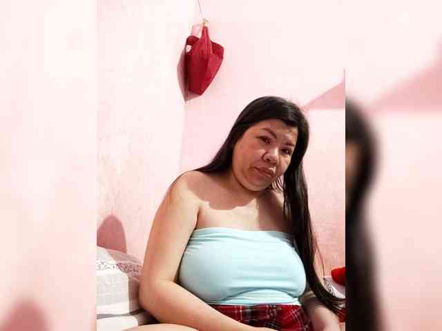 Mia57 webcam