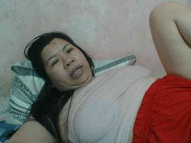 Mia57 webcam