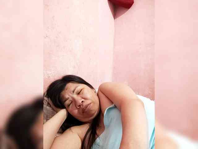 Mia57 webcam