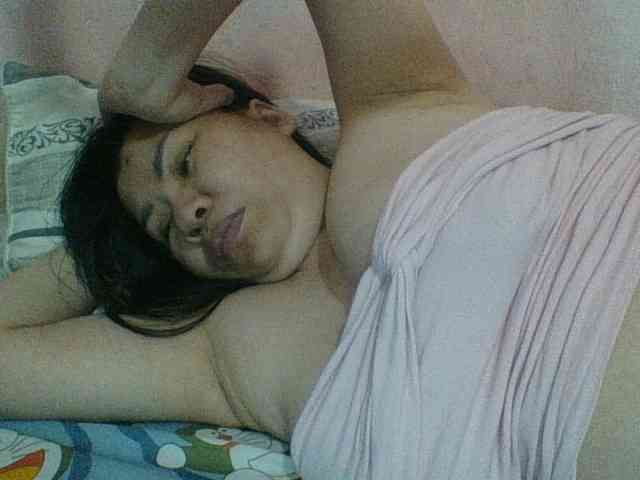 Mia57 webcam