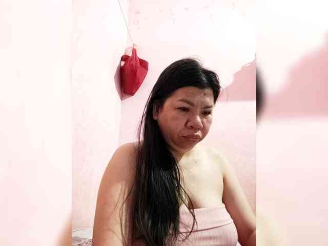 Mia57 webcam