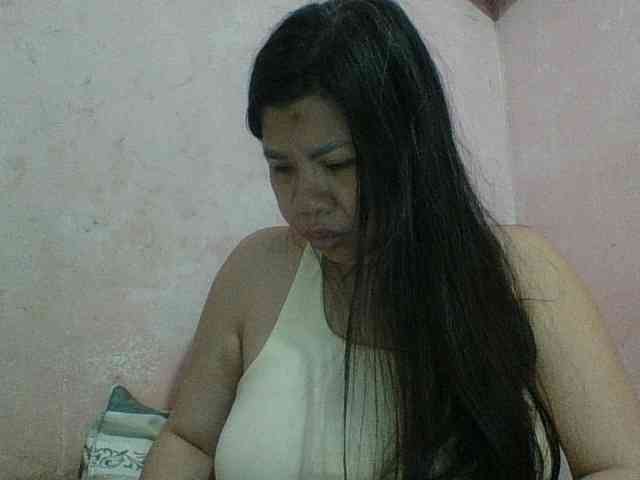 Mia57 webcam