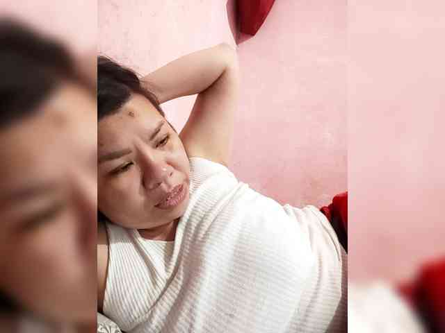 Mia57 webcam