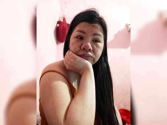 Mia57 webcam