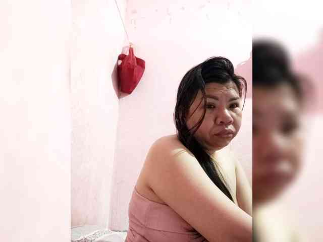Mia57 webcam
