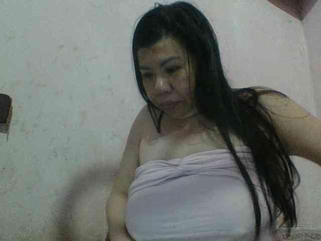 Mia57 webcam