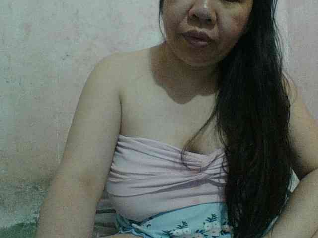 Mia57 webcam