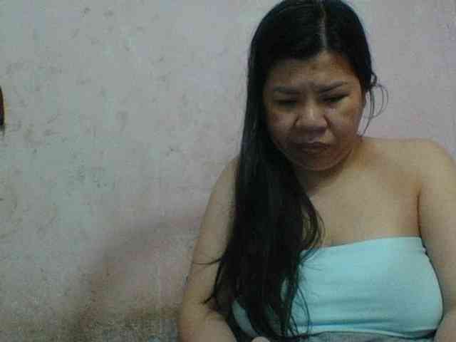 Mia57's webcam live show