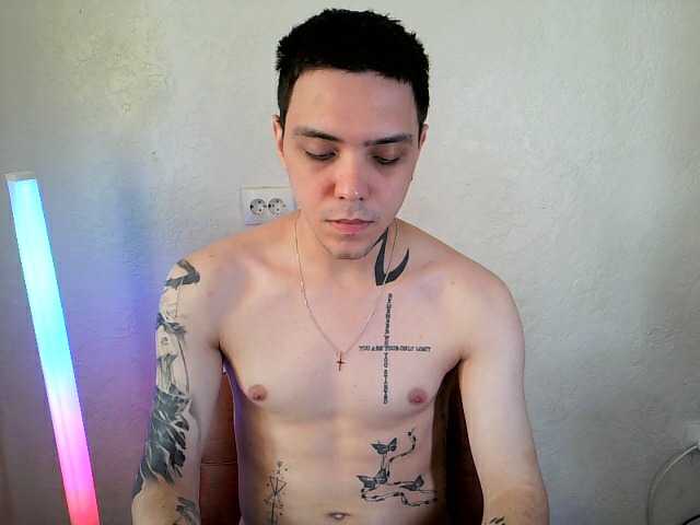 Prysutnij-1 — live male cam