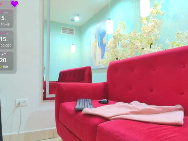 Alicia-shadow live cam on BongaCams